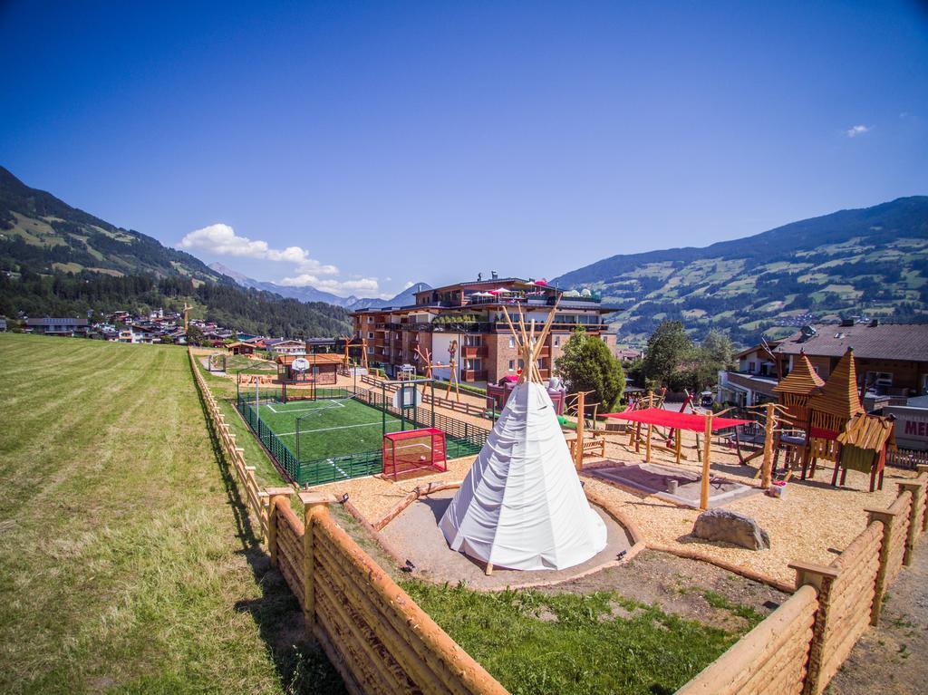 Alpina Zillertal . Family Lifestyle Kinderhotel 菲根 外观 照片