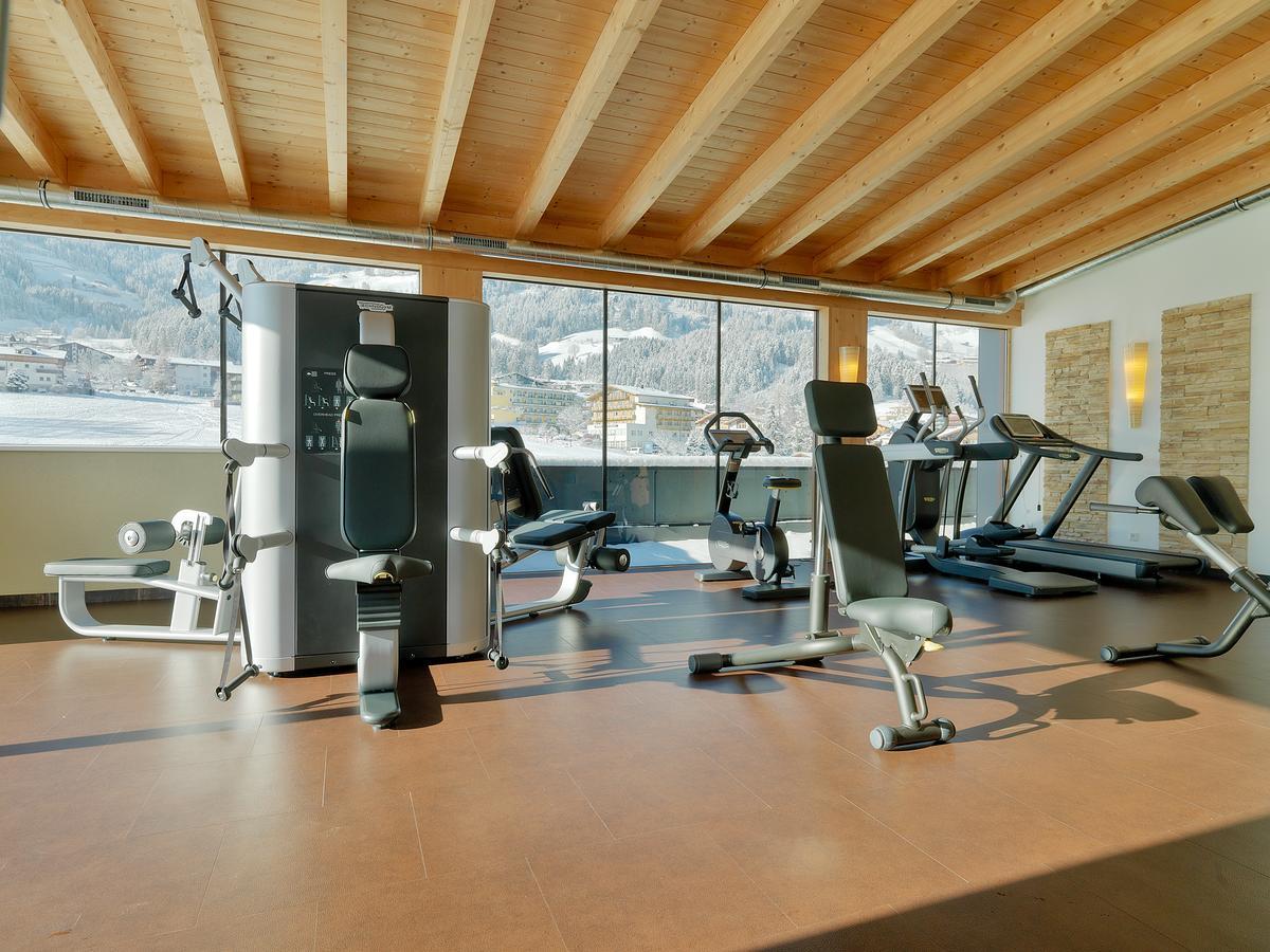 Alpina Zillertal . Family Lifestyle Kinderhotel 菲根 外观 照片