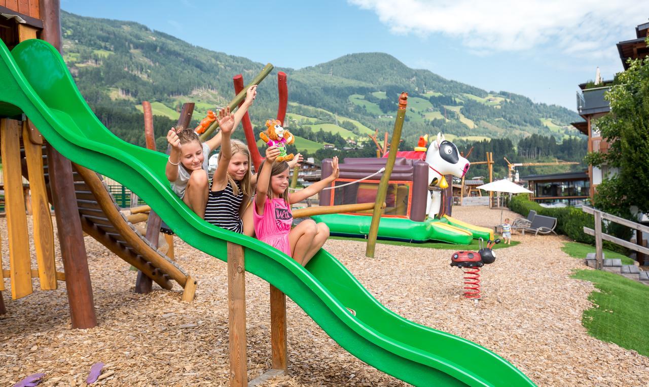 Alpina Zillertal . Family Lifestyle Kinderhotel 菲根 外观 照片