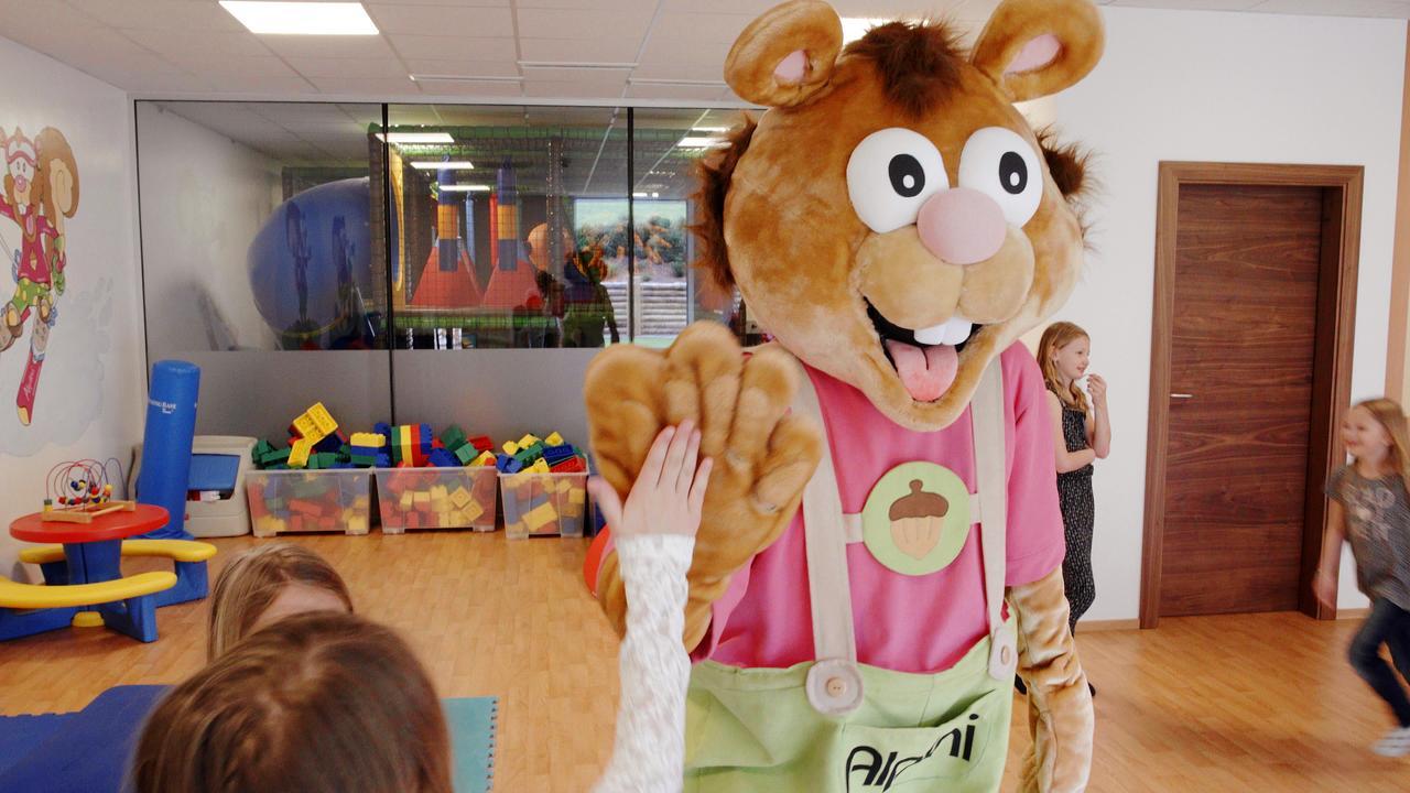 Alpina Zillertal . Family Lifestyle Kinderhotel 菲根 外观 照片