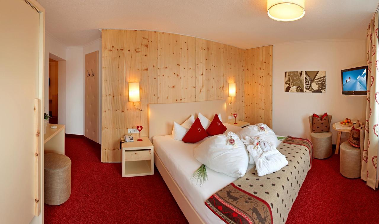 Alpina Zillertal . Family Lifestyle Kinderhotel 菲根 外观 照片